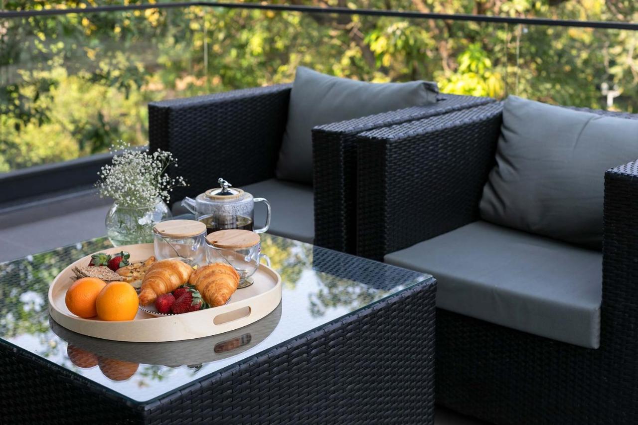 Stayvista At The Charcoal Villa Luxury Collection Alībāg Buitenkant foto