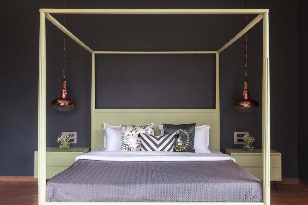 Stayvista At The Charcoal Villa Luxury Collection Alībāg Buitenkant foto